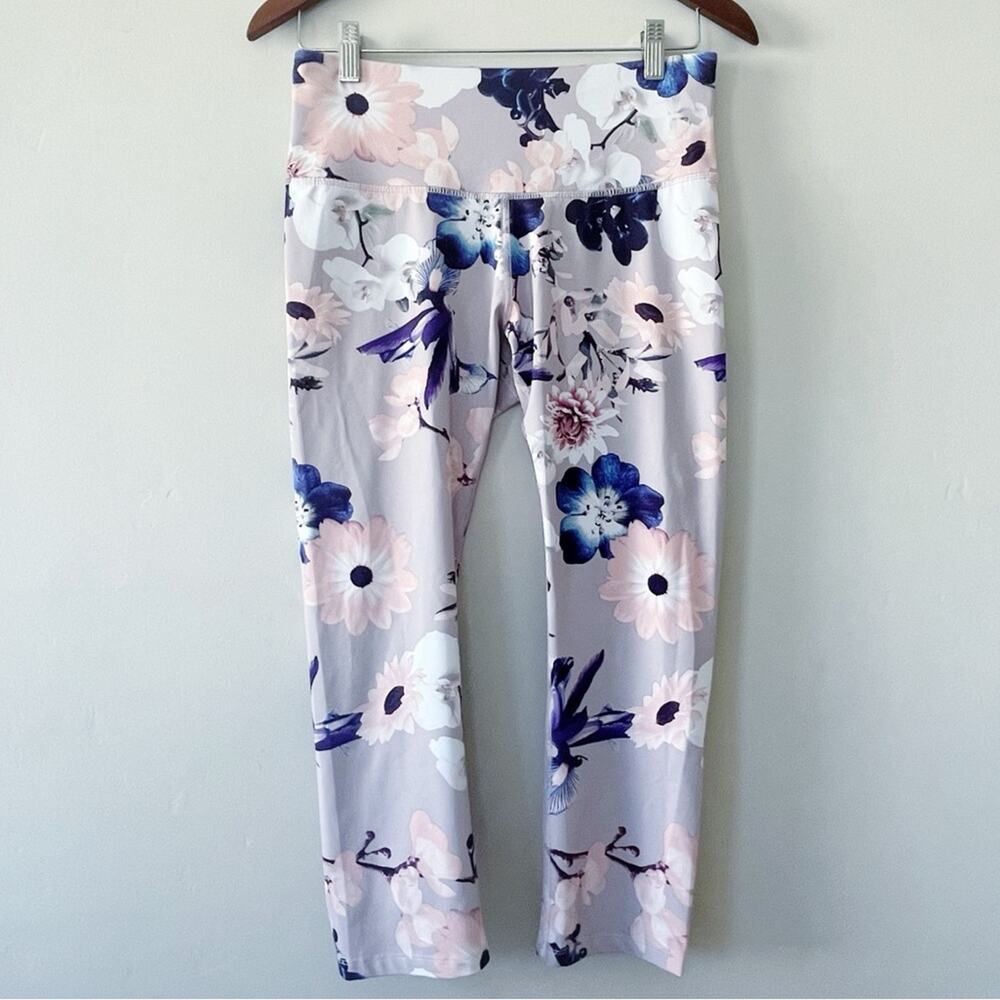 Apana Floral Patterned Cropped Leggings Purple & Blue Size Medium EUC